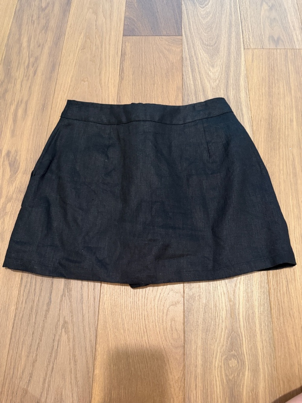 DISSH Black Linen Mini Skort - Picture 4 of 4
